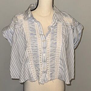 Urban Outfitters Striped Blue and White Crochet Women's Top Sz M